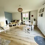 Maison Renovee Et Chaleureuse Proche Du Memorial Vakantiehuis