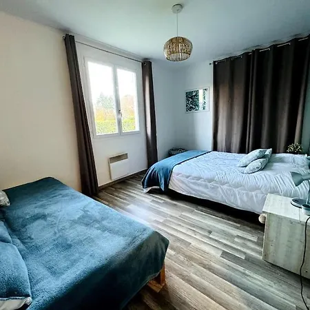 Vakantiehuis Maison Renovee Et Chaleureuse Proche Du Memorial *