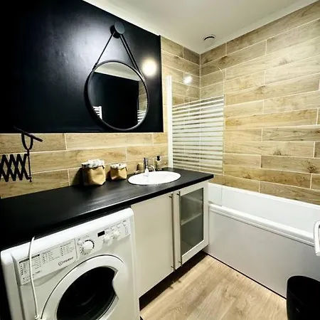 Maison Renovee Et Chaleureuse Proche Du Memorial